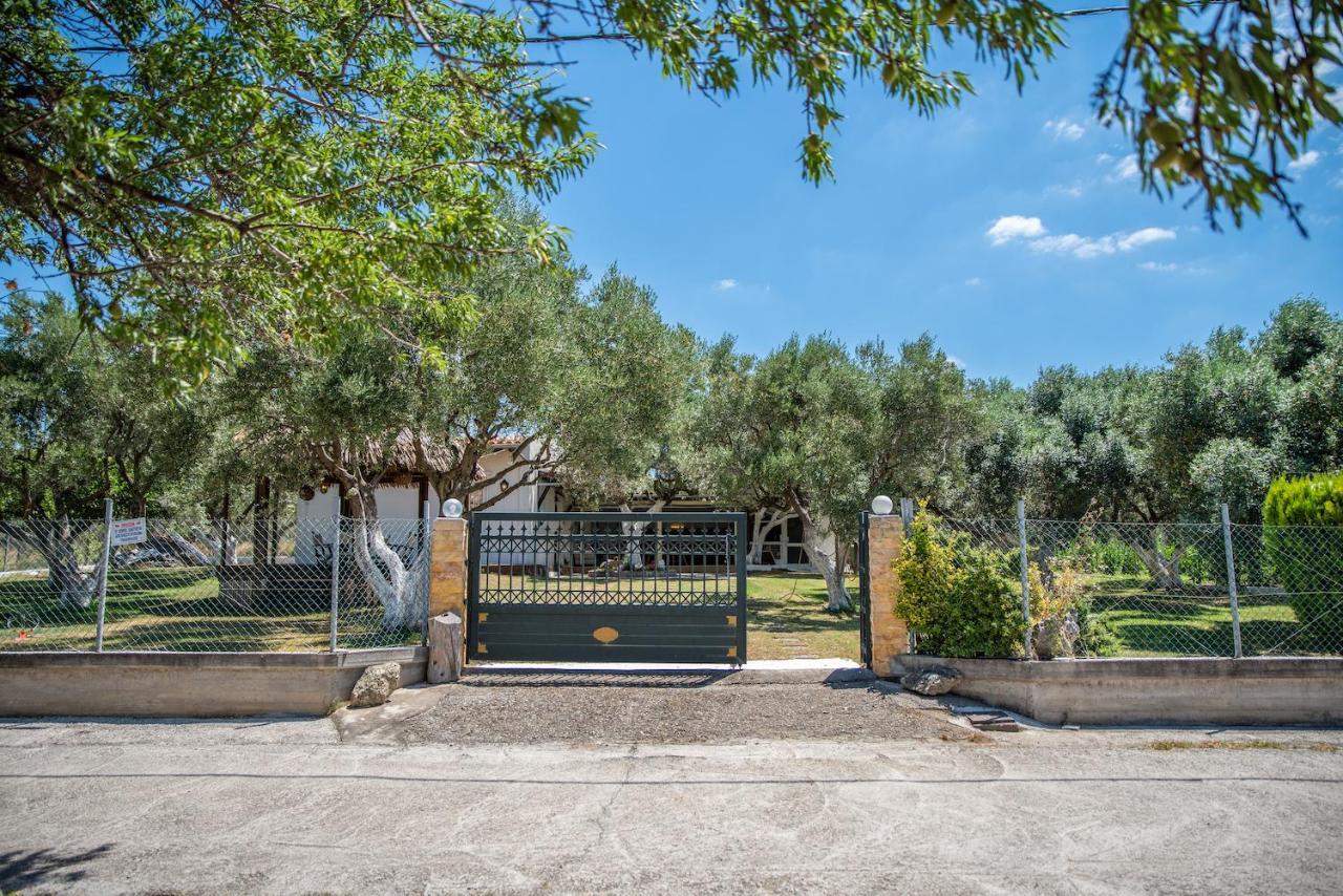 Villa Luna Makri Exterior foto
